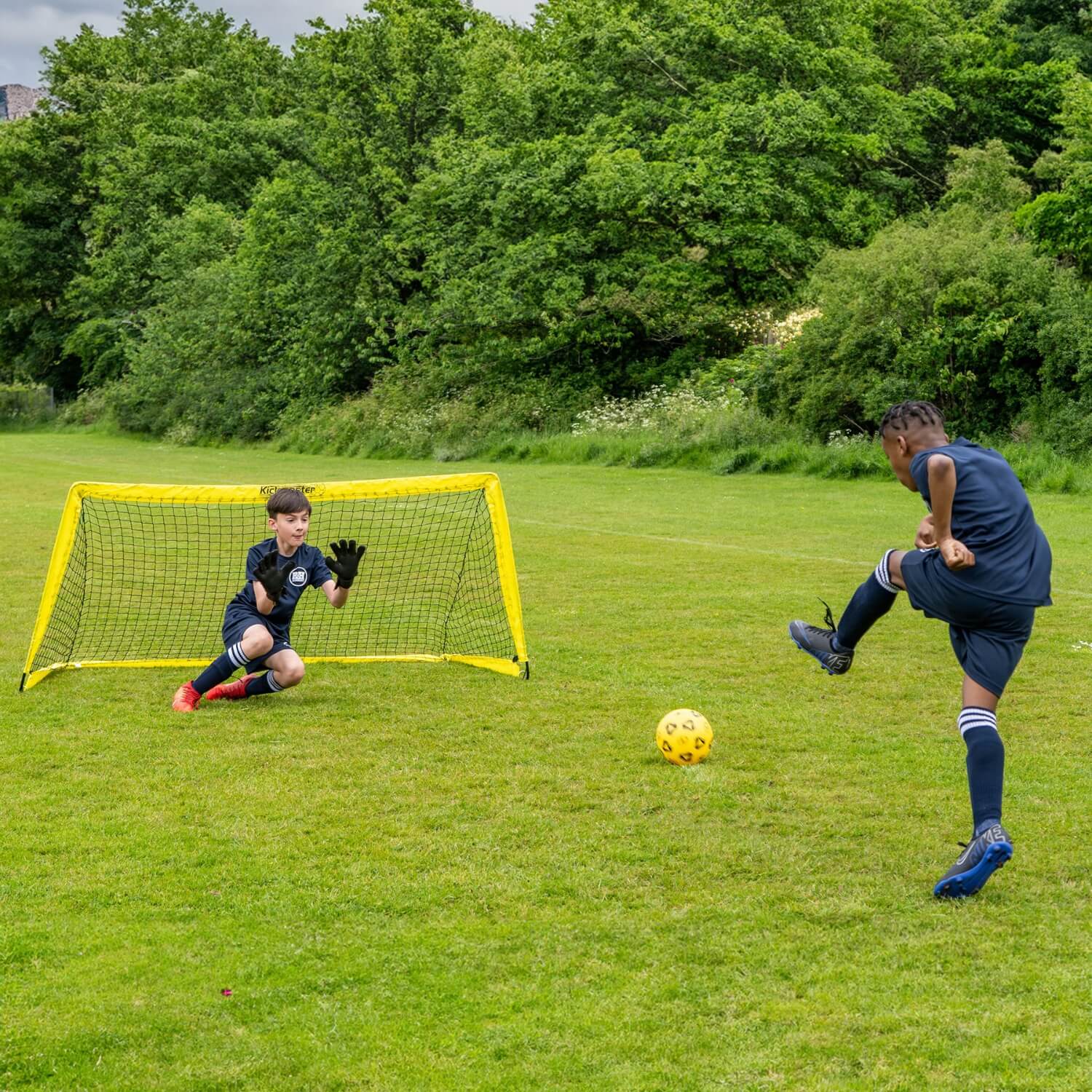 Kickmaster 8ft Fibreglass Flexi Football Goal – Ages 5+ – Be Active Toys