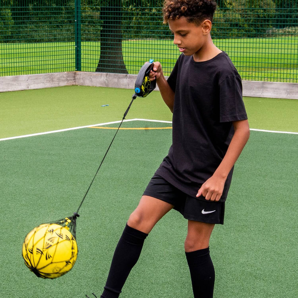 Kickmaster Close Control Football Trainer – Ages 5+
